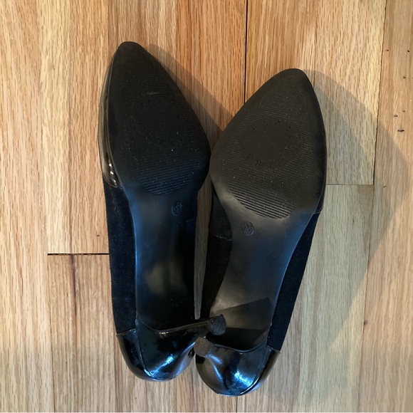 EUC ISAAC MIZRAHI for Target Black suede and patent pumps. Size 9.5.  3 in heel - Picture 10 of 14